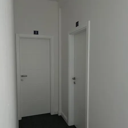 Aureus Apartment *